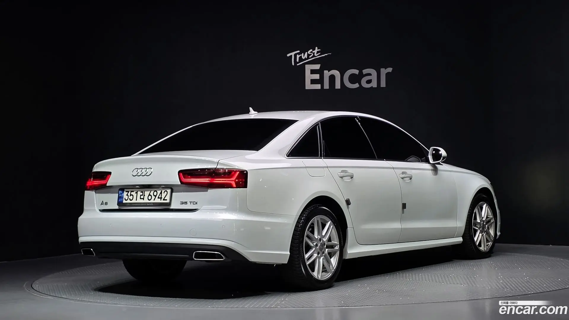 Main__Slider__Photo:A6 Audi 2015.9-1