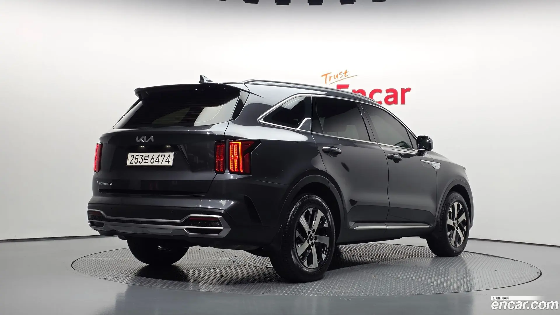 Main__Slider__Photo:Sorento Kia 2022.9-1