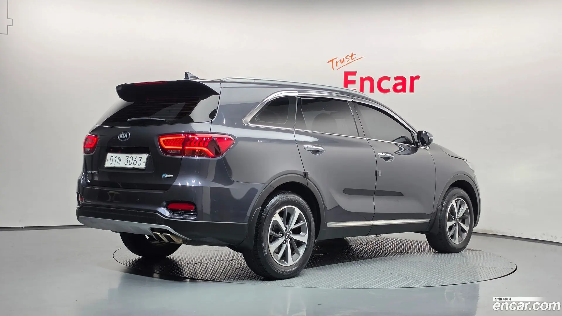 Main__Slider__Photo:Sorento Kia 2017.8-1