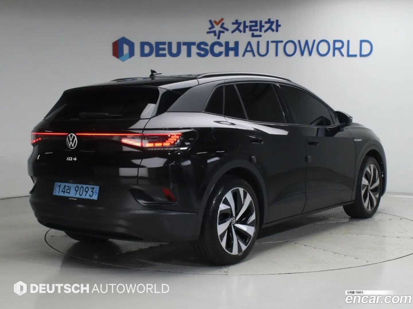 Main__Slider__Photo:ID.4 Volkswagen 2023.11-1