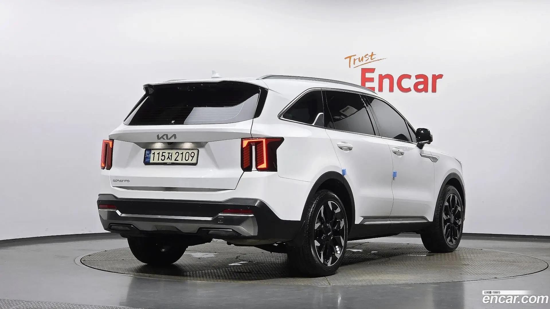 Main__Slider__Photo:Sorento Kia 2024.0-1