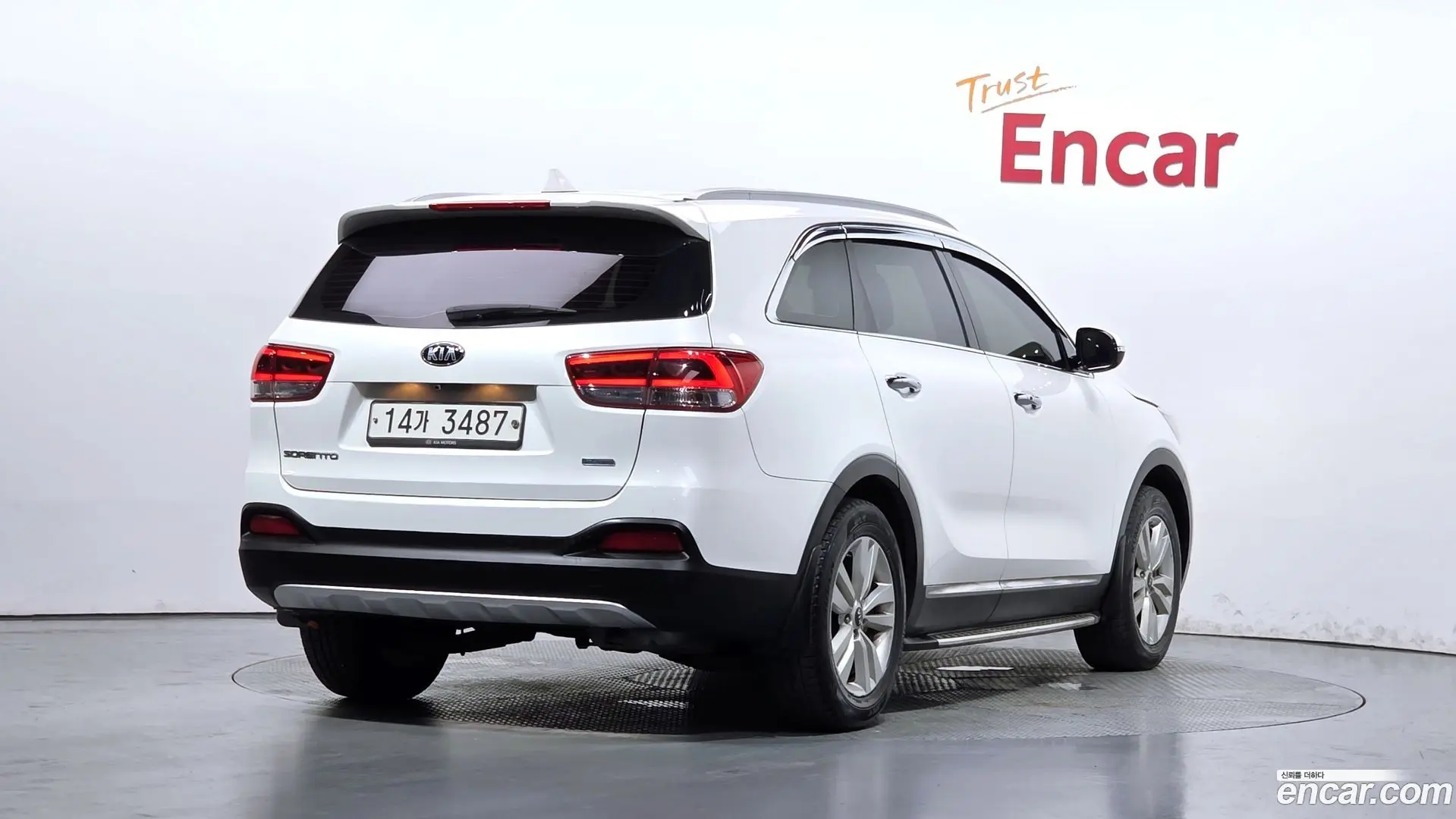 Main__Slider__Photo:Sorento Kia 2014.8-1