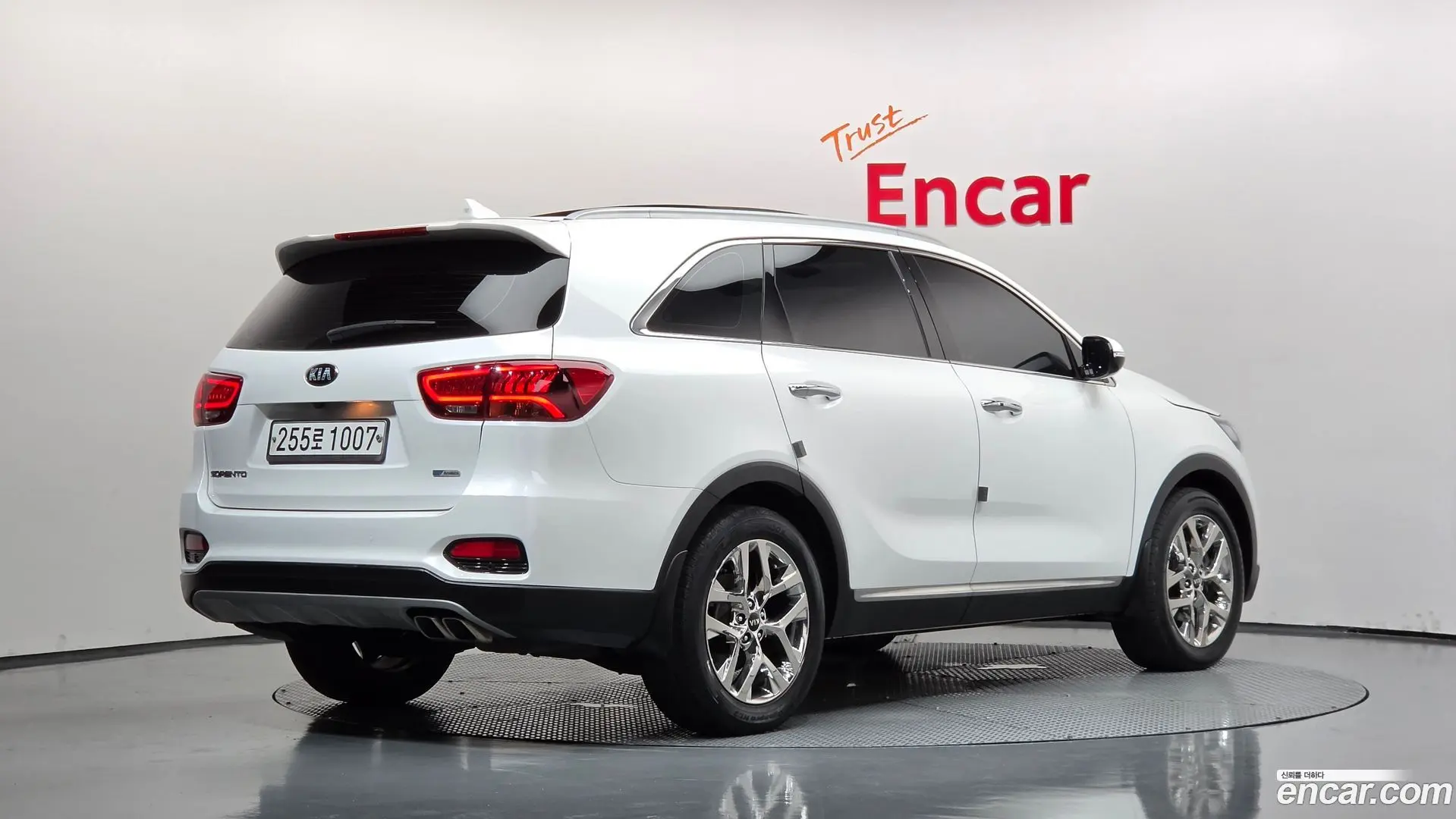 Main__Slider__Photo:Sorento Kia 2020.0-1