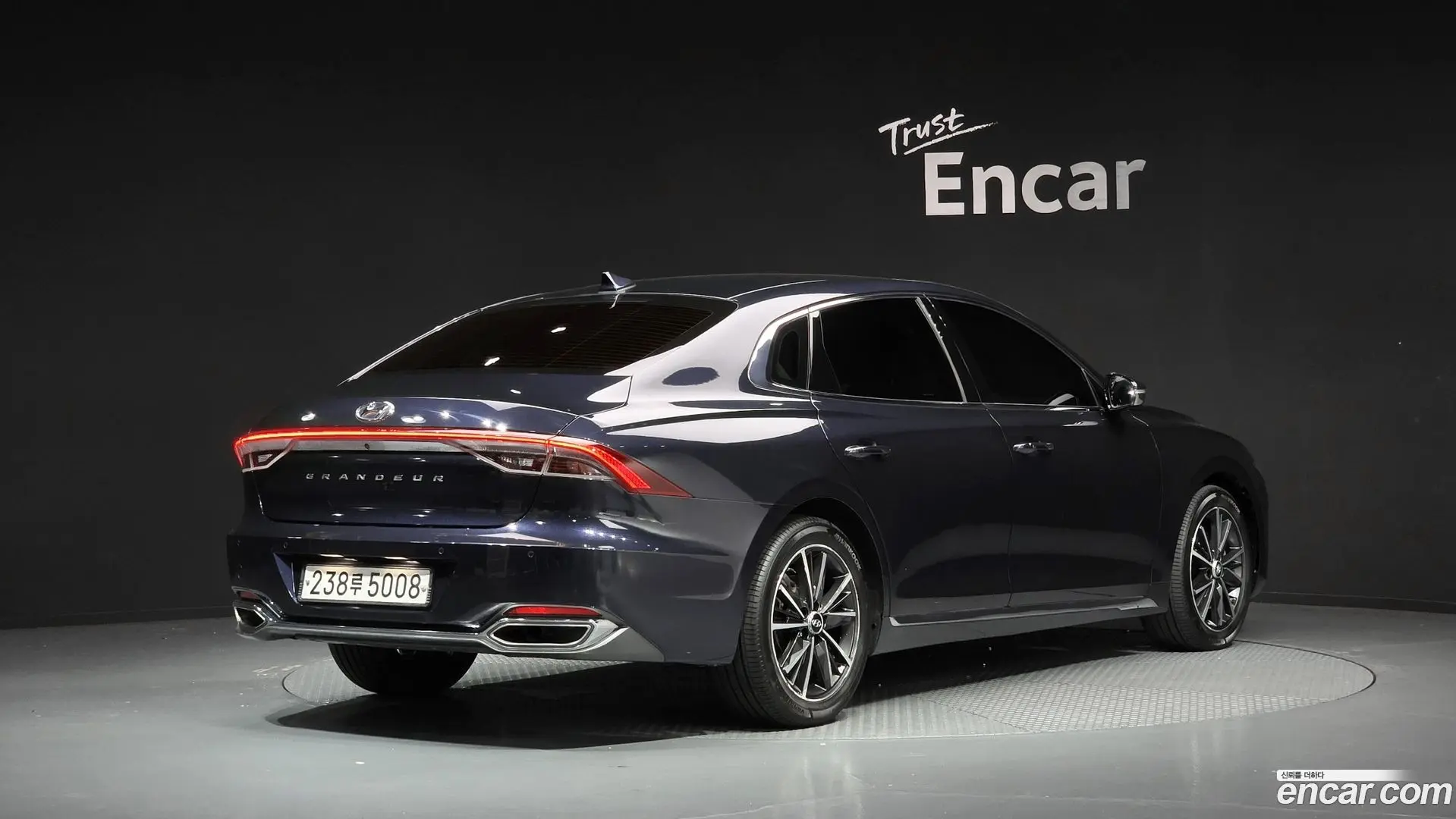 Main__Slider__Photo:Grandeur Hyundai 2020.5-1