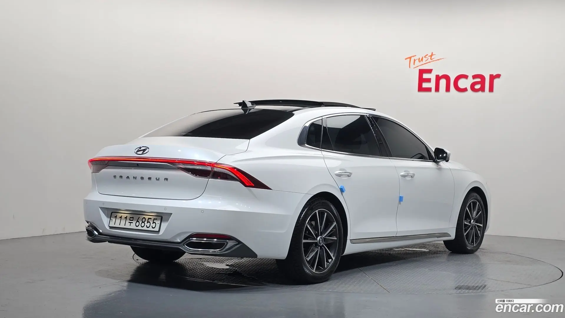 Main__Slider__Photo:Grandeur Hyundai 2021.9-1