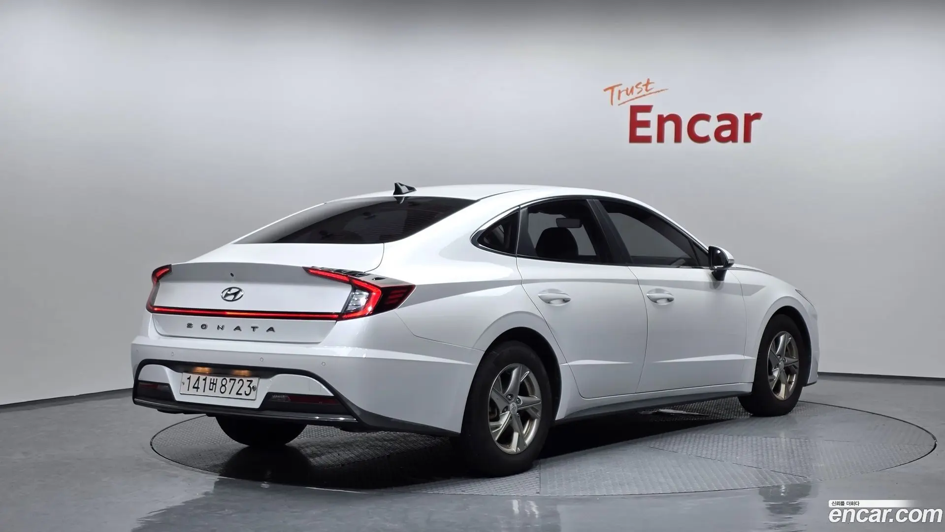 Main__Slider__Photo:Sonata Hyundai 2019.10-1
