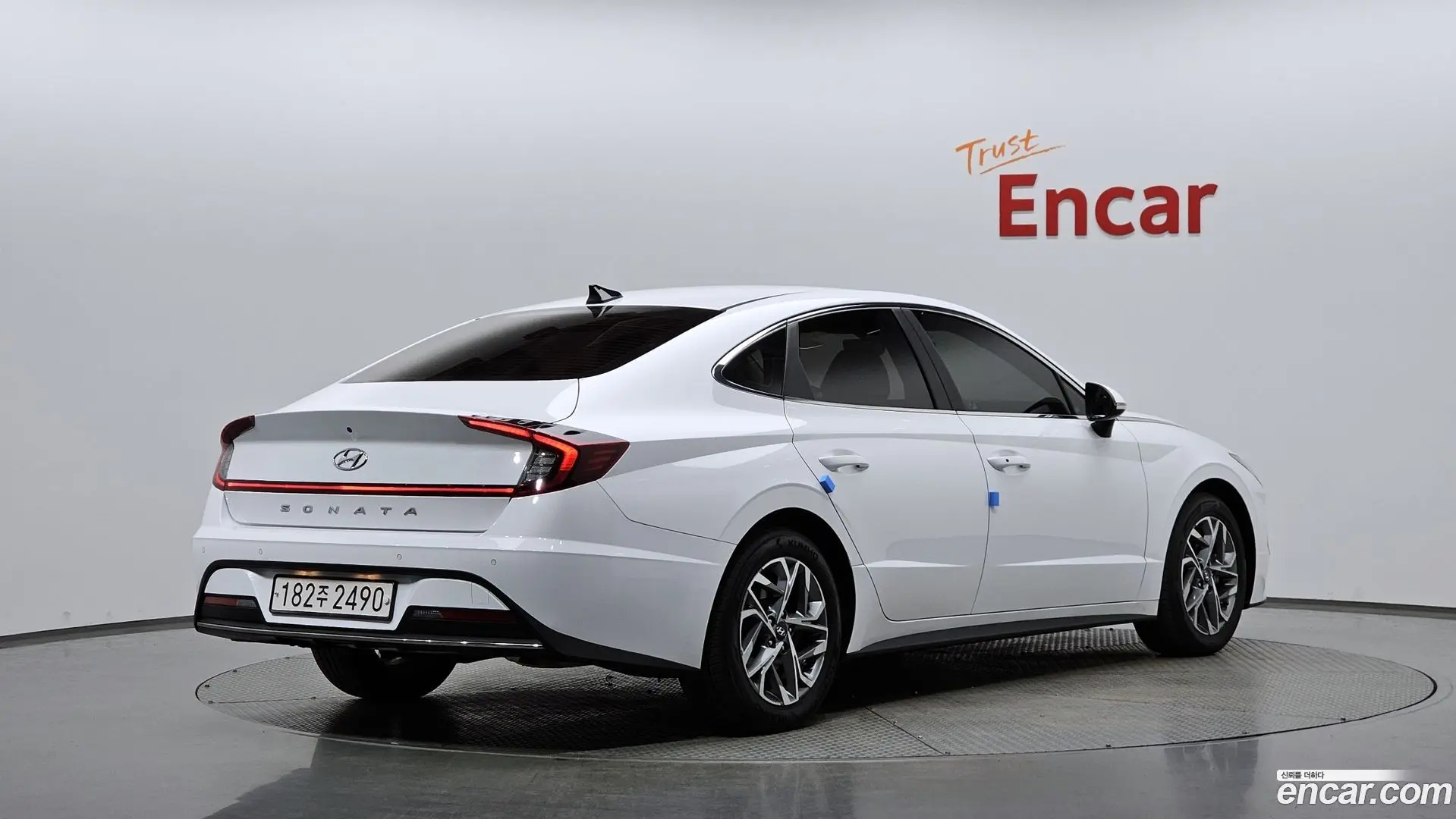 Main__Slider__Photo:Sonata Hyundai 2022.8-1