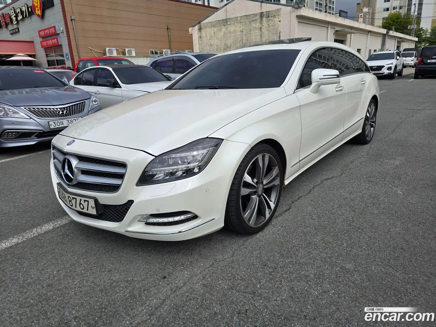 Main__Slider__Photo:CLS-Class Mercedes-Benz 2013.9-1