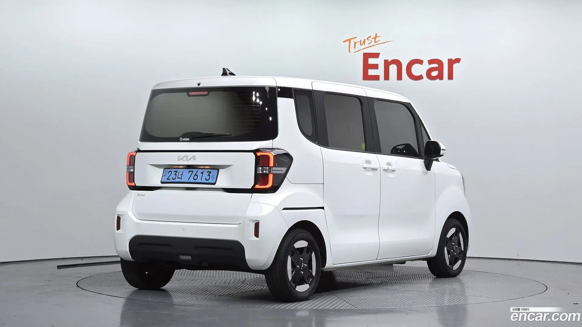 Main__Slider__Photo:RAY Kia 2025.3-1