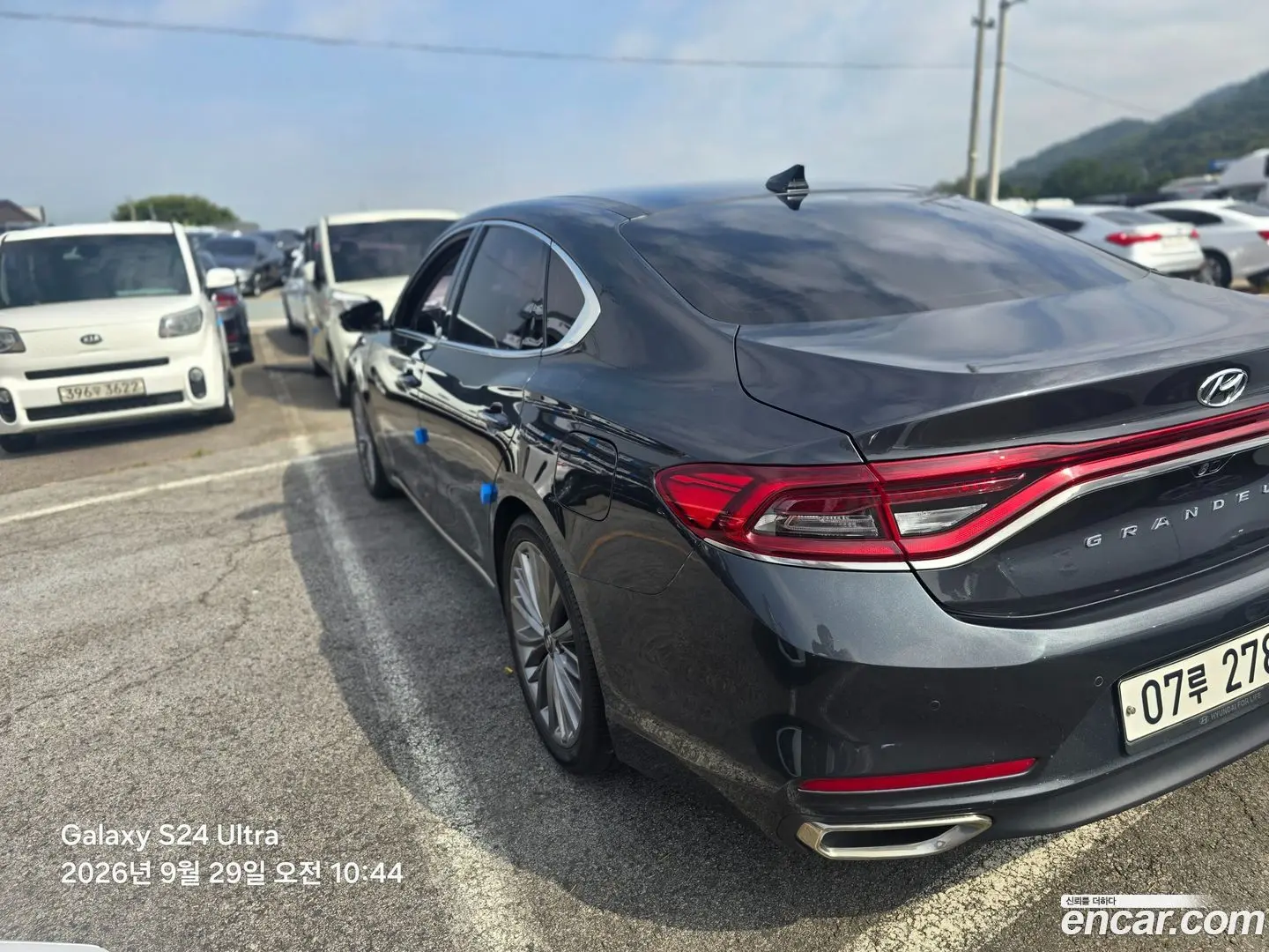 Main__Slider__Photo:Grandeur Hyundai 2019.3-1