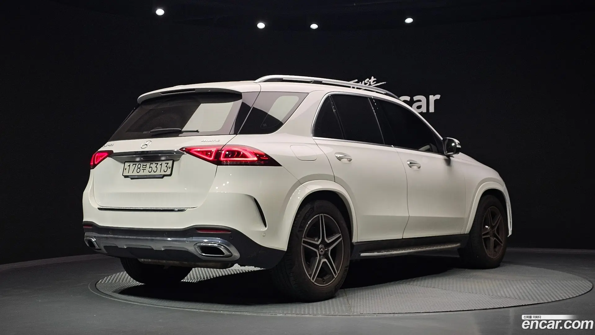 Main__Slider__Photo:GLE-Class Mercedes-Benz 2019.9-1