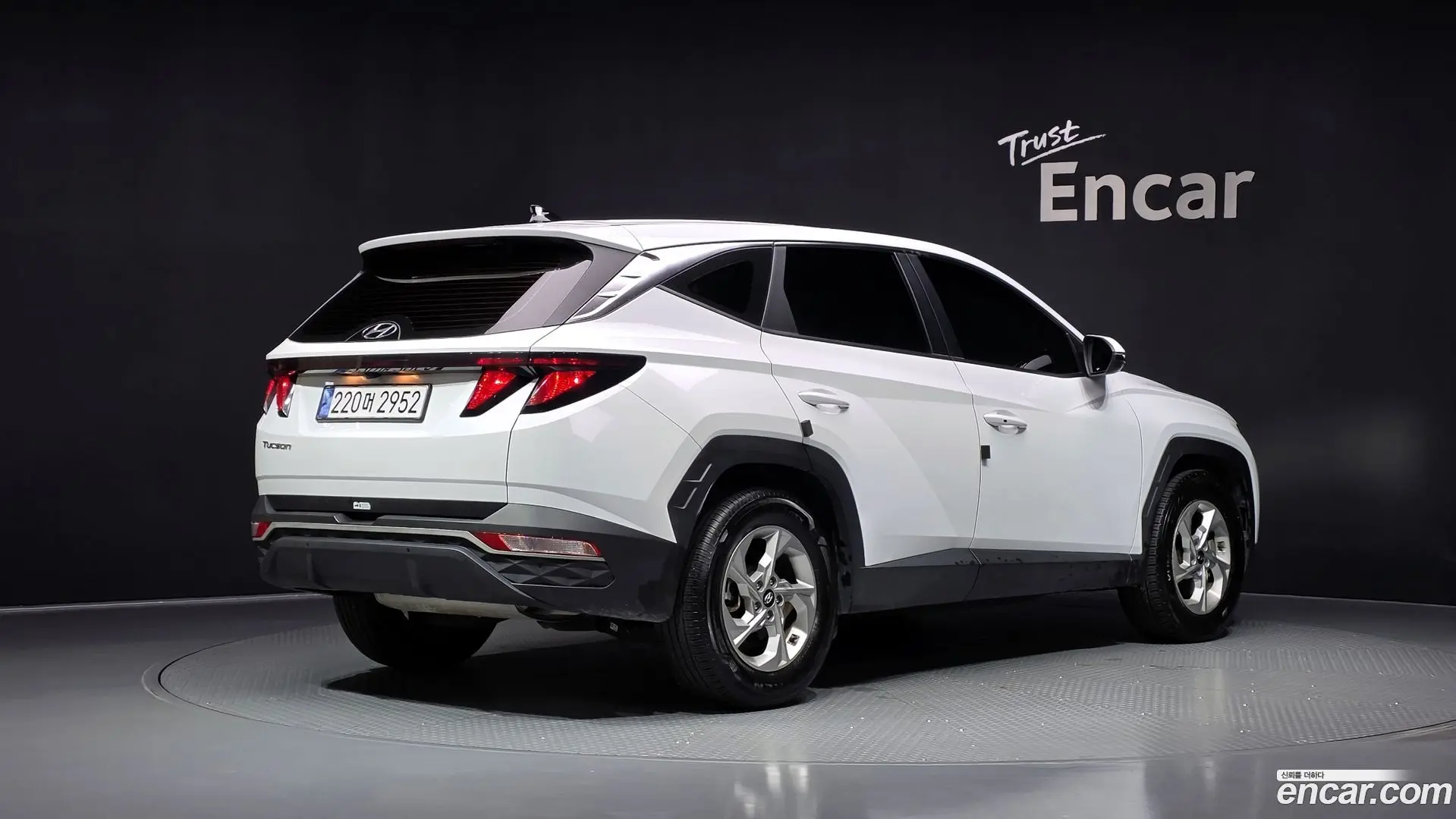 Main__Slider__Photo:Tucson Hyundai 2022.5-1