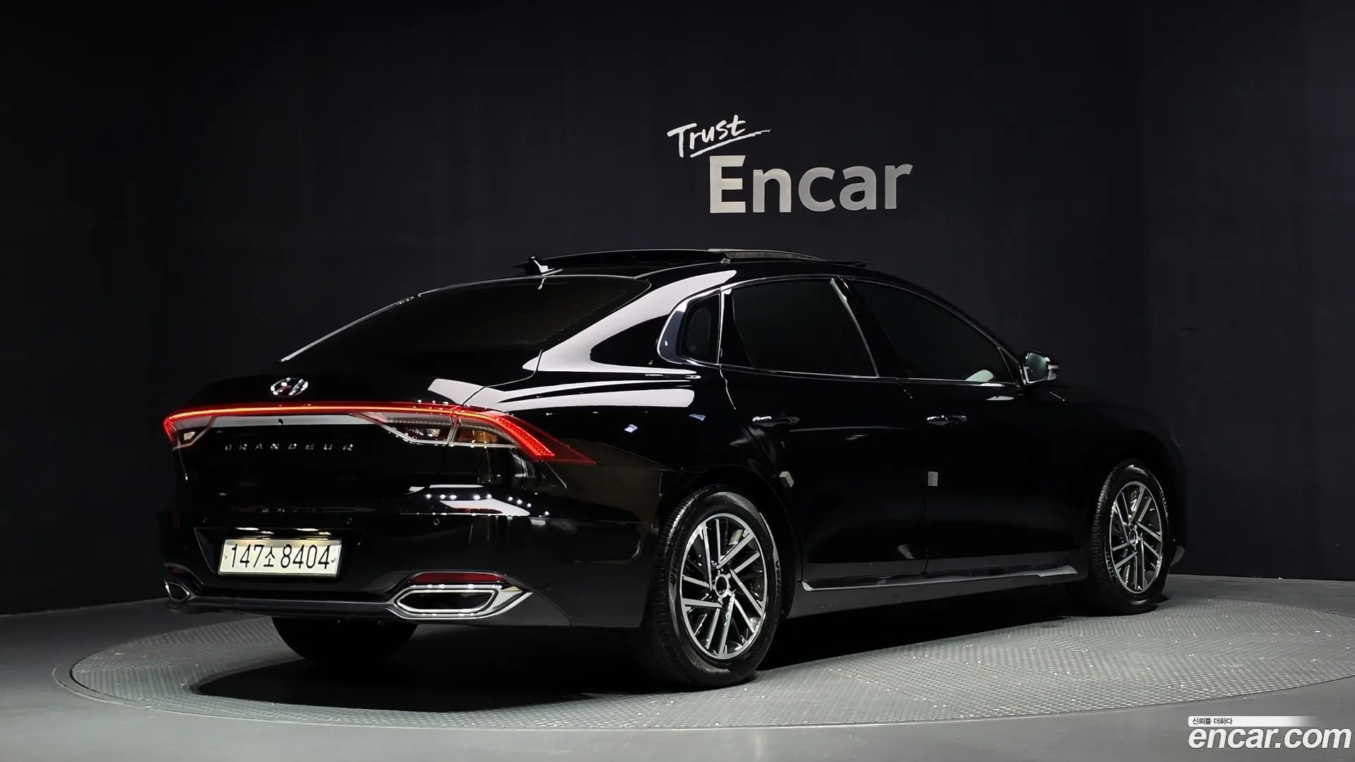 Main__Slider__Photo:Grandeur Hyundai 2020.8-1