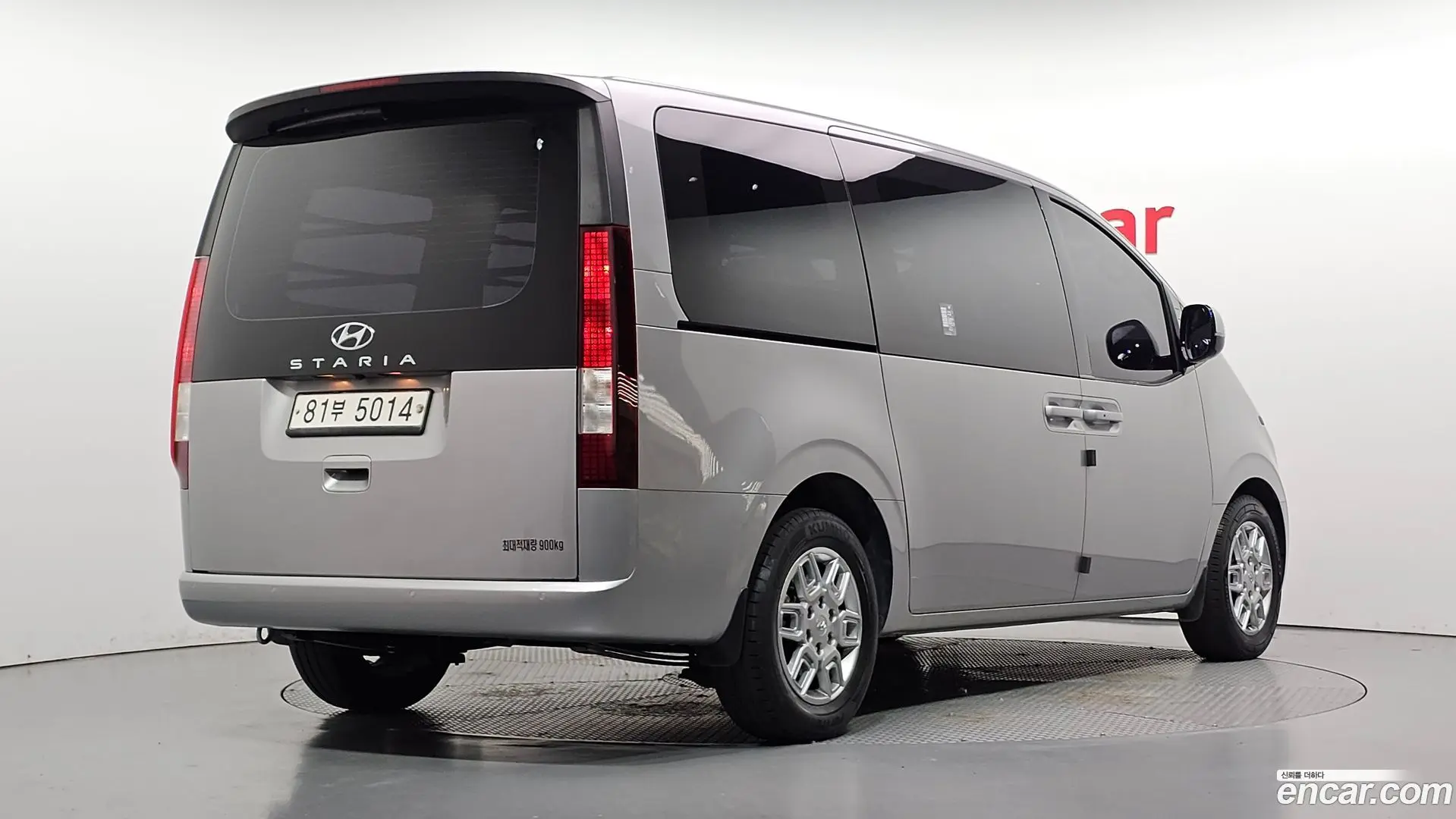 Main__Slider__Photo:Staria Hyundai 2021.6-1