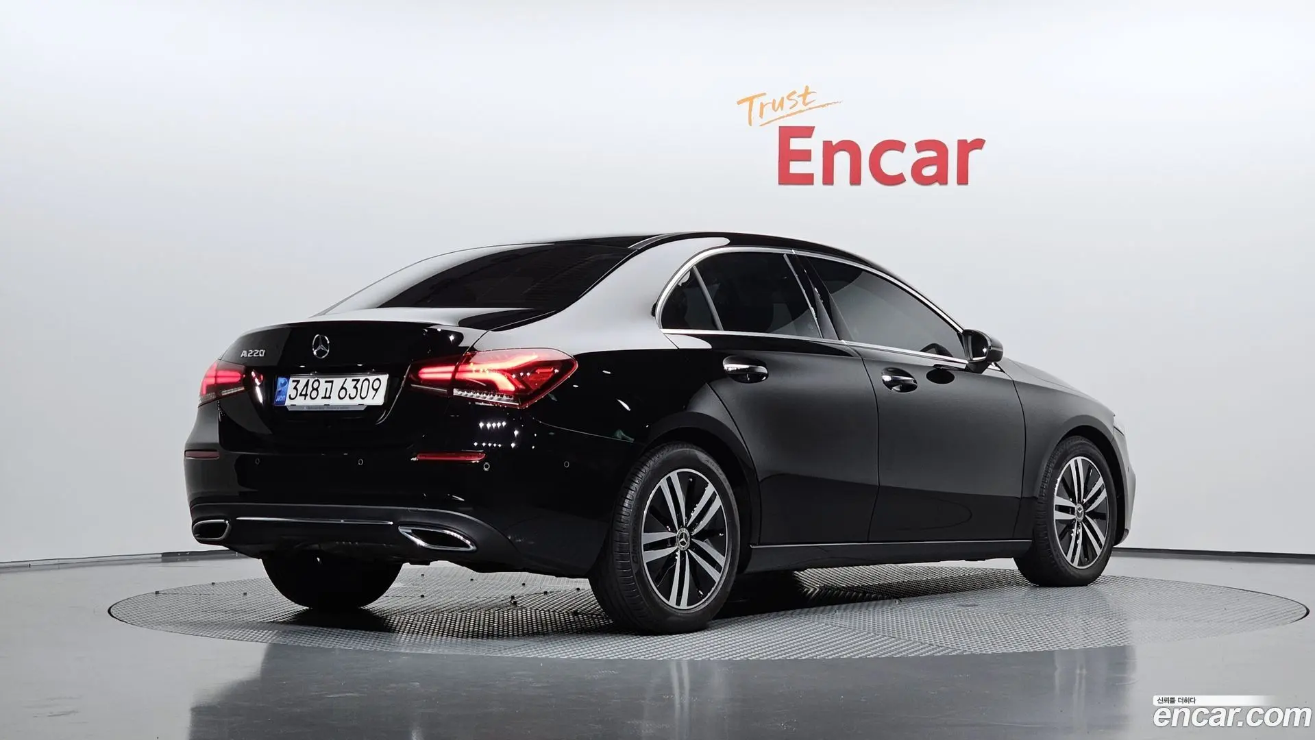 Main__Slider__Photo:A-Class Mercedes-Benz 2021.2-1