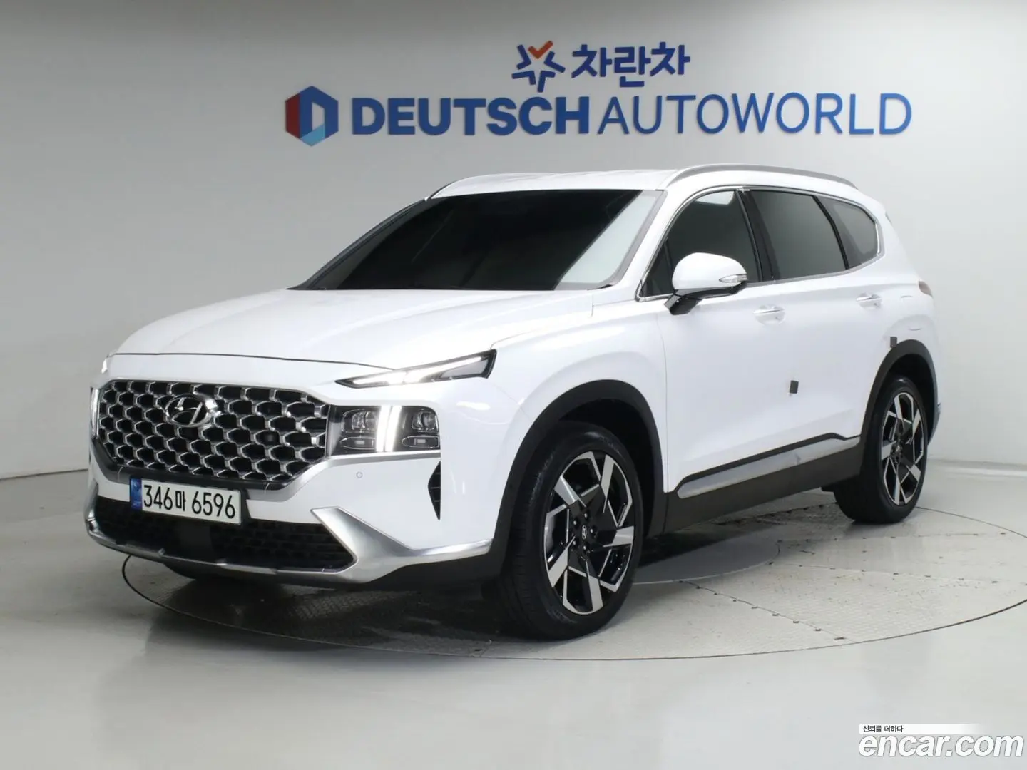 Main__Slider__Photo:Santafe Hyundai 2020.11-1