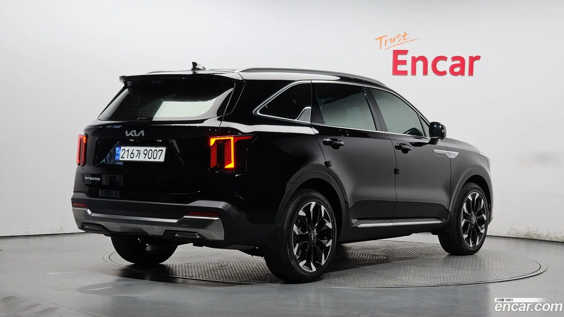 Main__Slider__Photo:Sorento Kia 2024.5-1