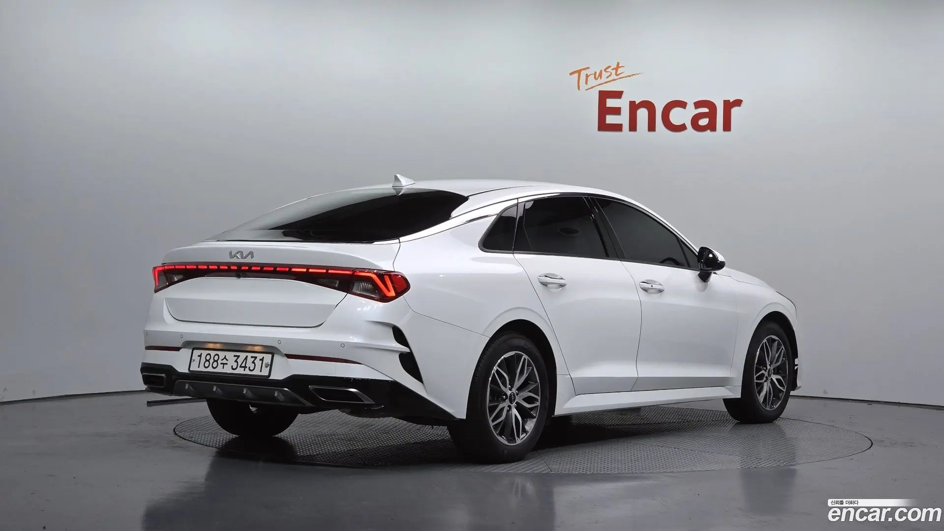 Main__Slider__Photo:K5 Kia 2023.6-1