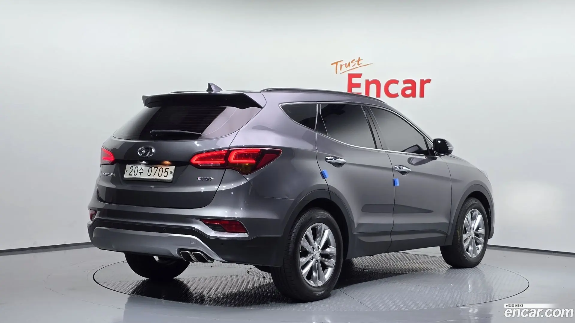Main__Slider__Photo:Santafe Hyundai 2015.10-1