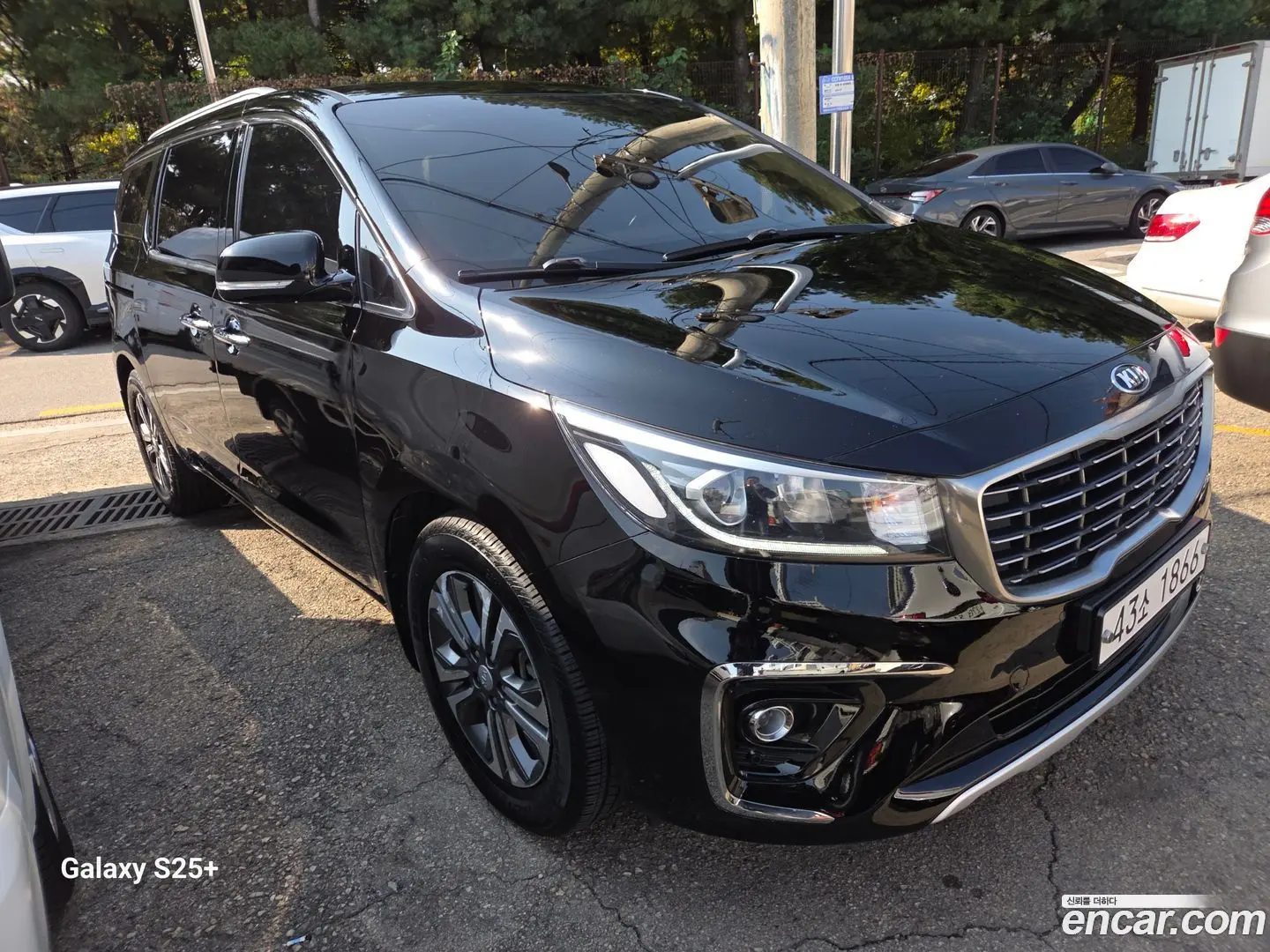 Main__Slider__Photo:Canival Kia 2019.3-1