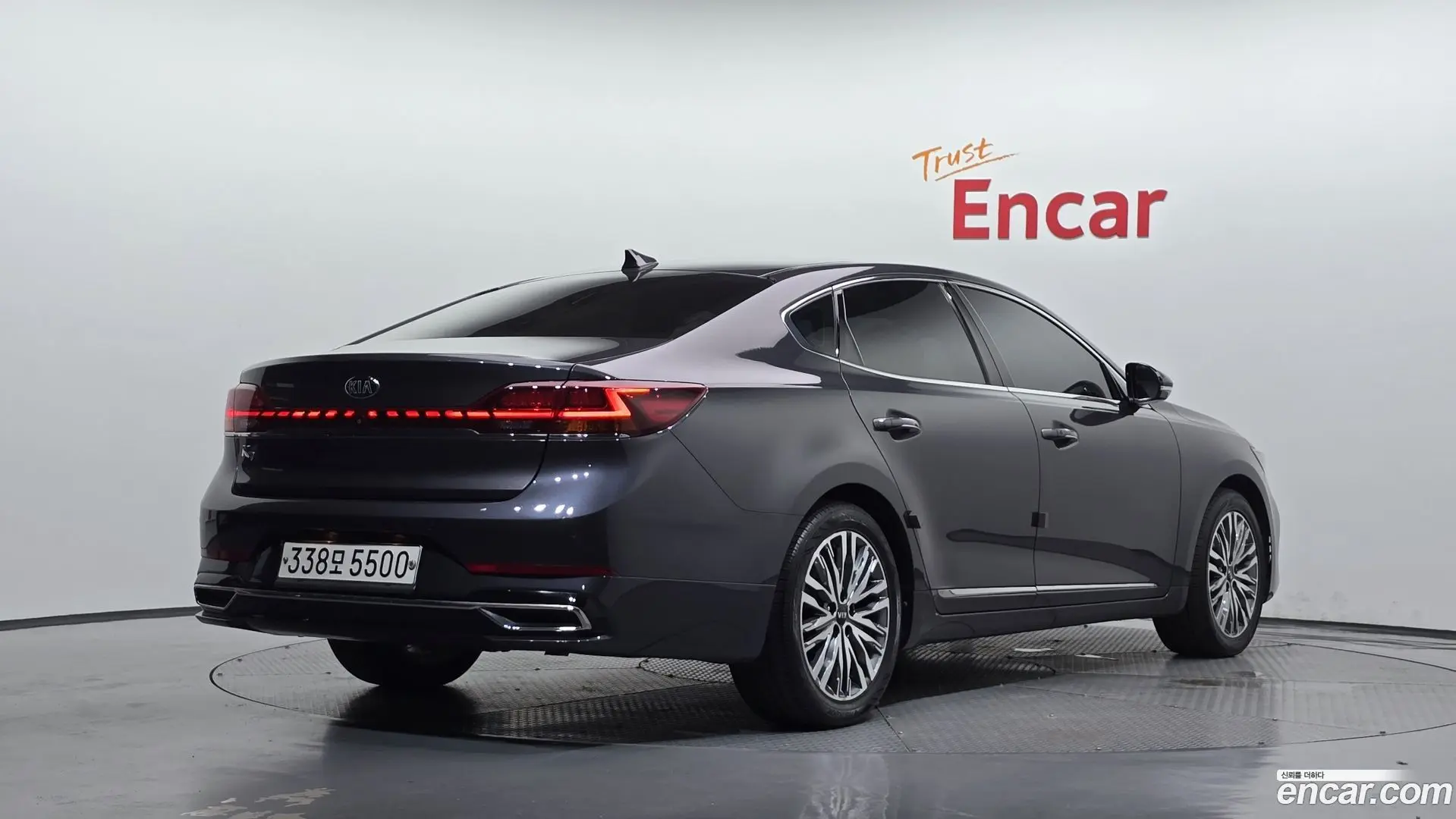 Main__Slider__Photo:K7 Kia 2019.6-1