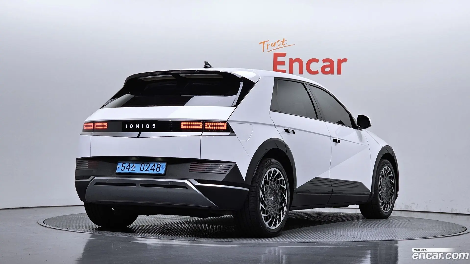 Main__Slider__Photo:Ioniq5 Hyundai 2023.4-1
