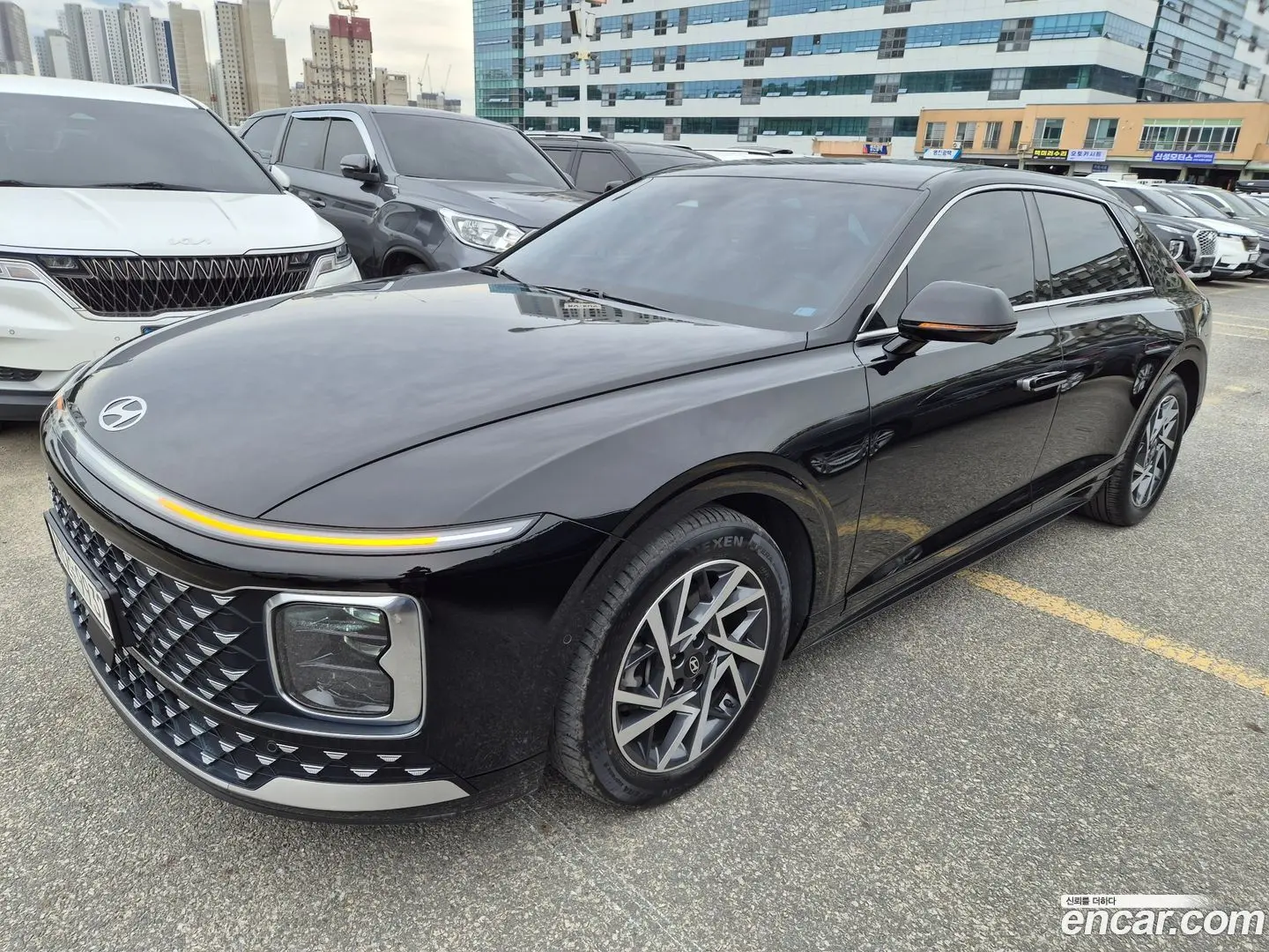 Main__Slider__Photo:Grandeur Hyundai 2023.5-1