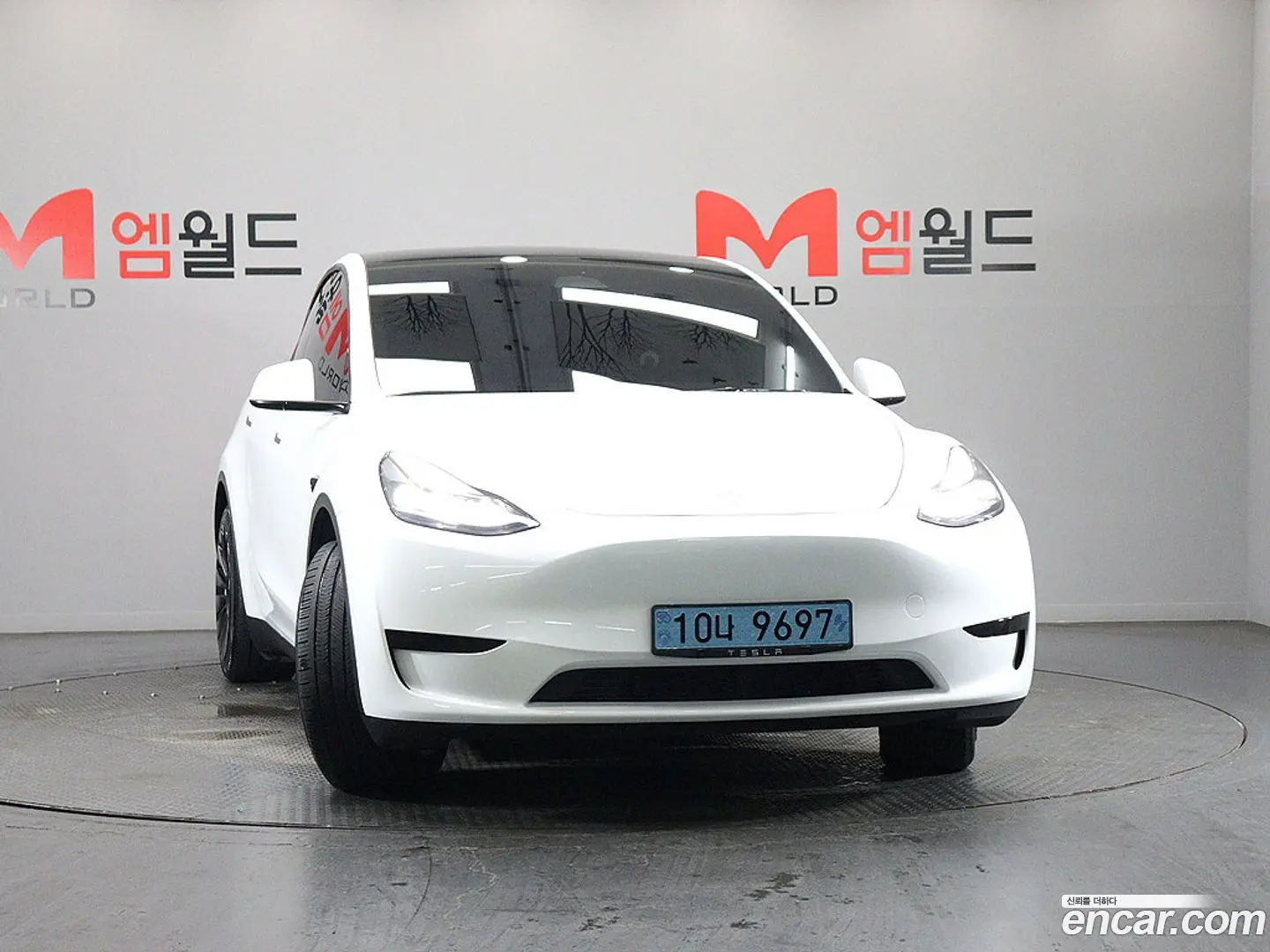 Main__Slider__Photo:Model Y Tesla 2023.8-1