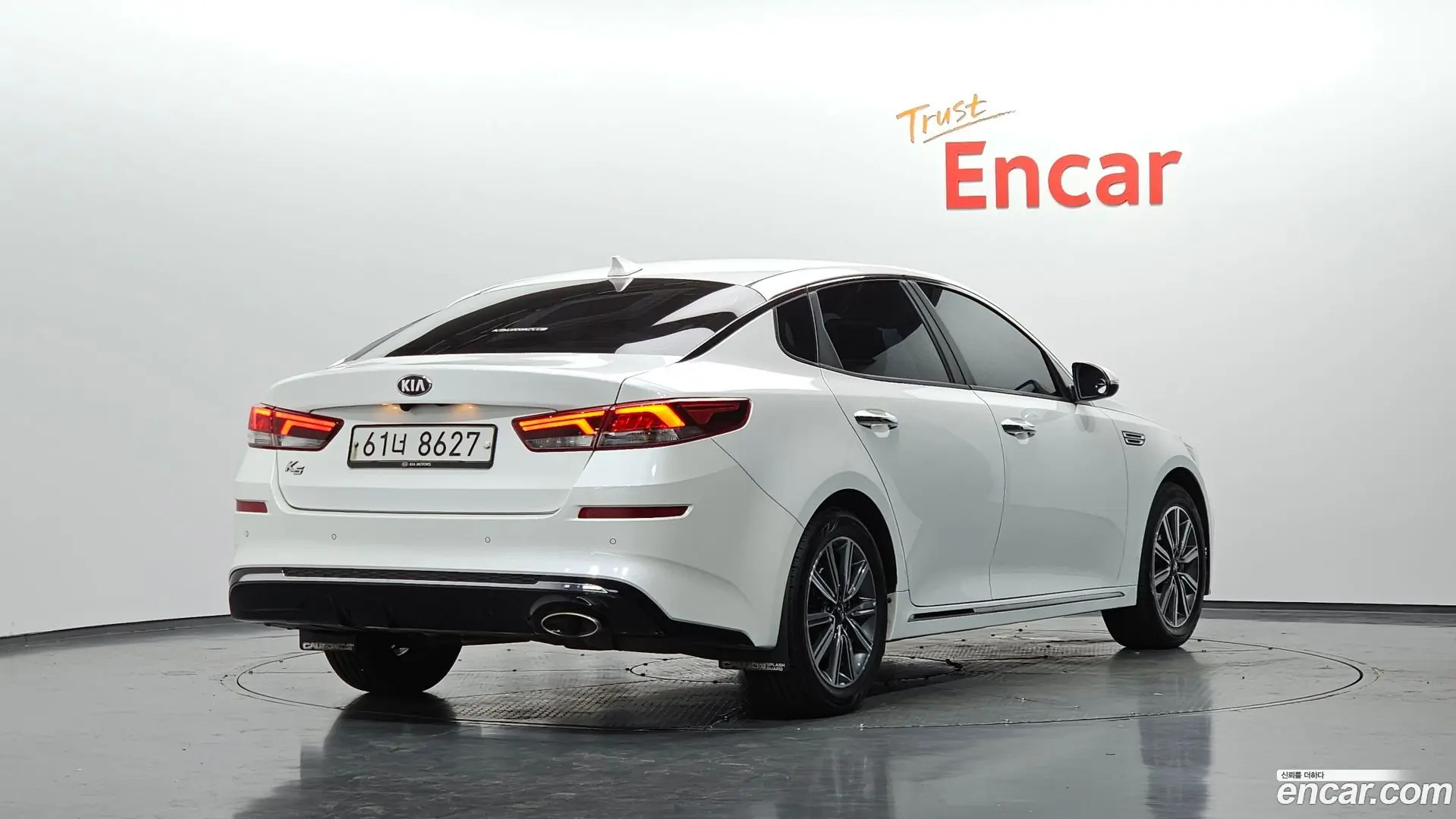 Main__Slider__Photo:K5 Kia 2019.4-1