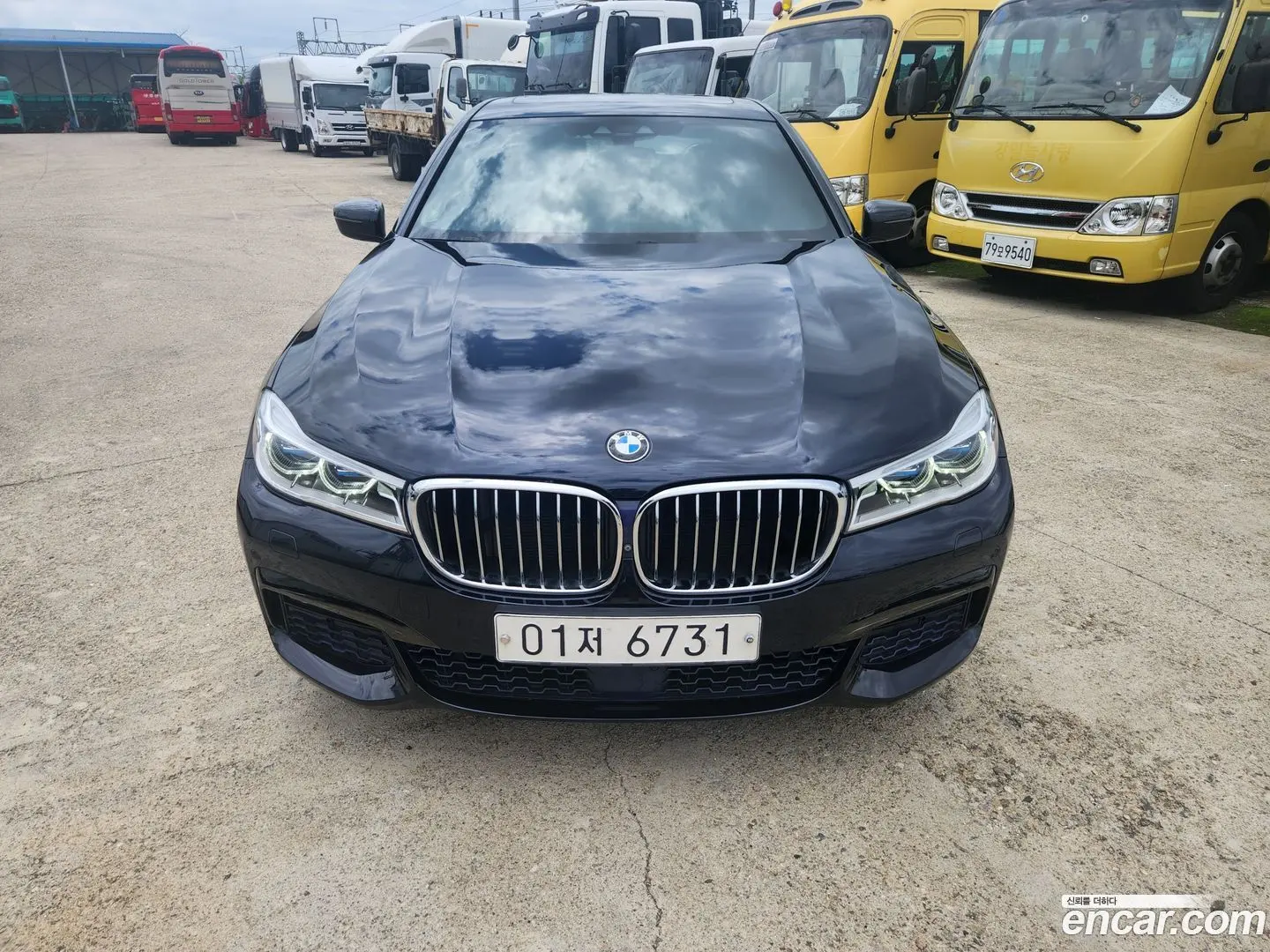 Main__Slider__Photo:7-Series BMW 2017.9-1