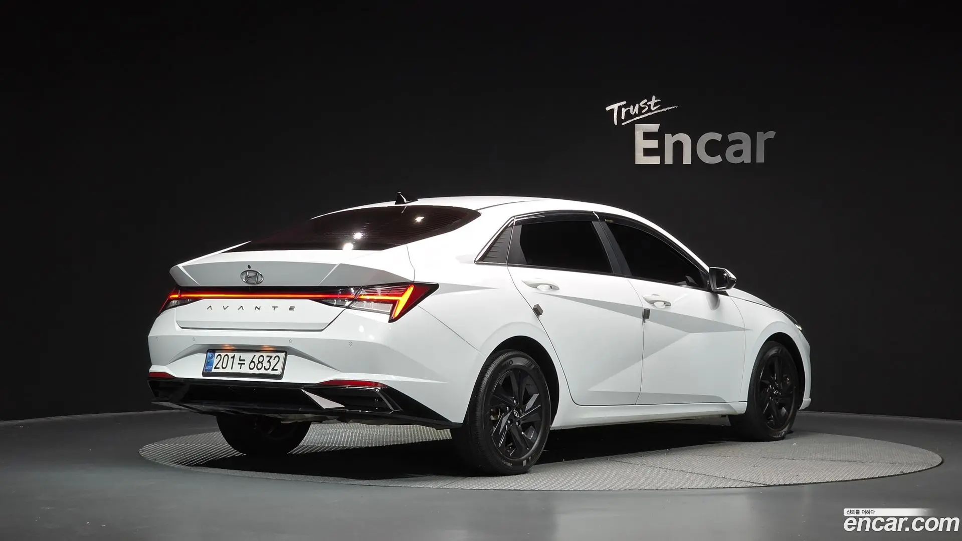 Main__Slider__Photo:AVANTE Hyundai 2021.3-1