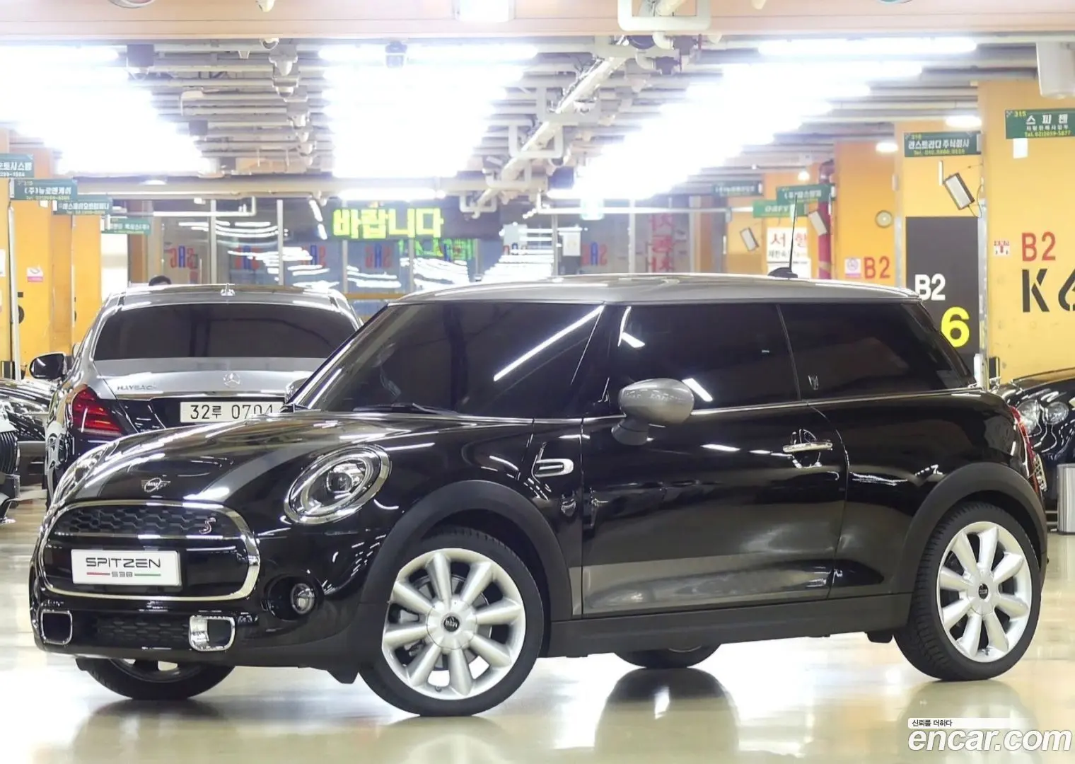 Main__Slider__Photo:Cooper Mini 2020.9-1