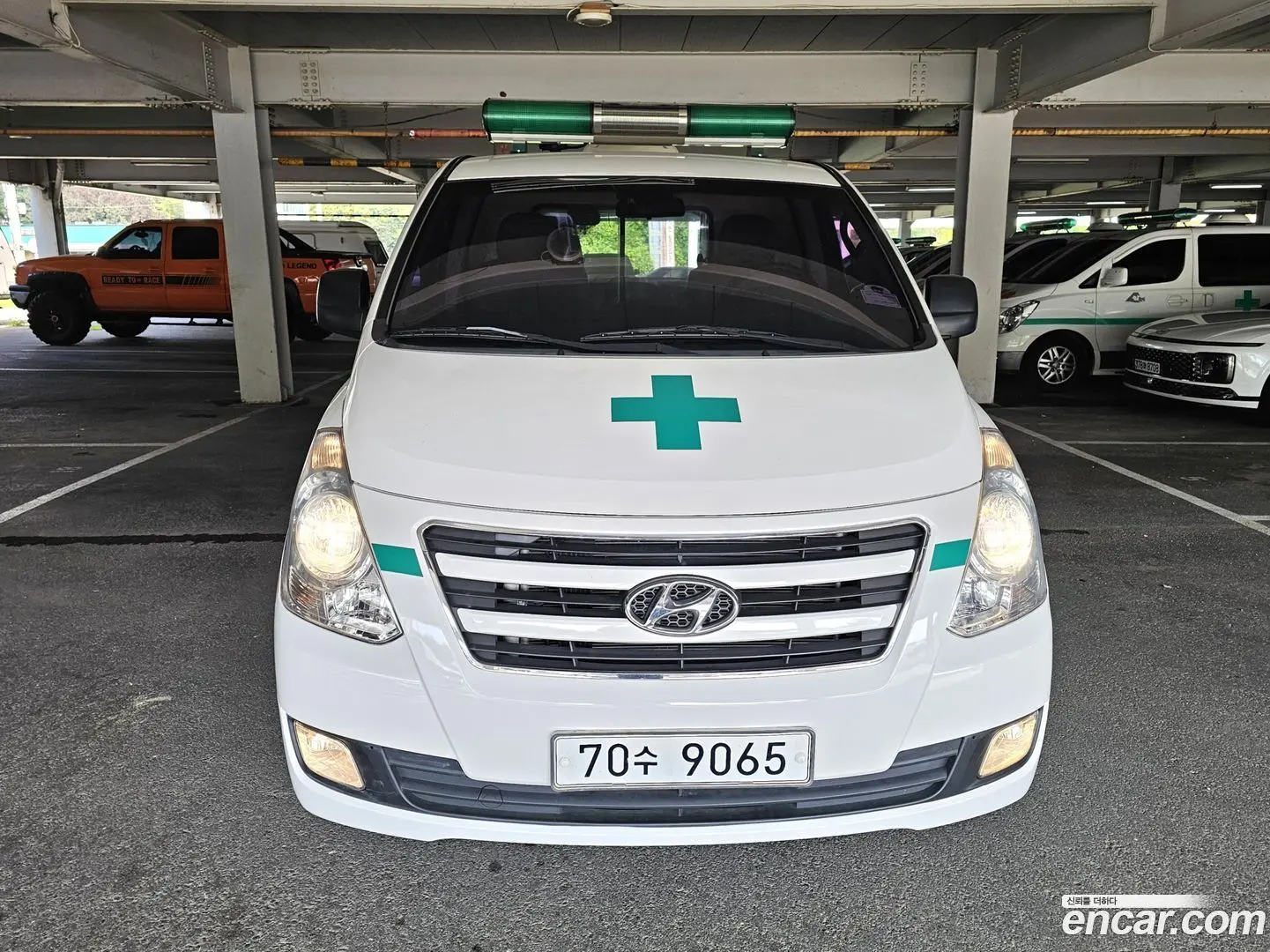 Main__Slider__Photo:Starex Hyundai 2016.5-1