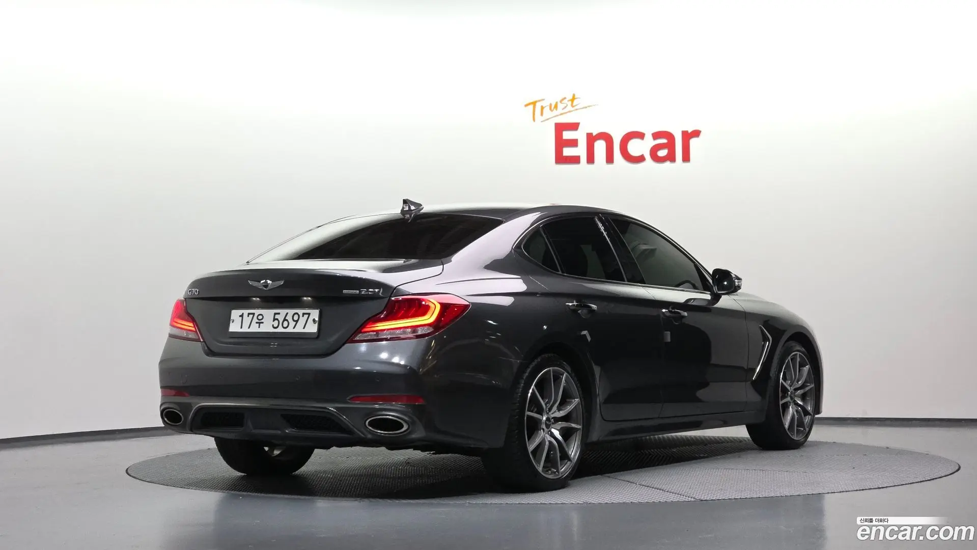 Main__Slider__Photo:G70 Genesis 2019.0-1