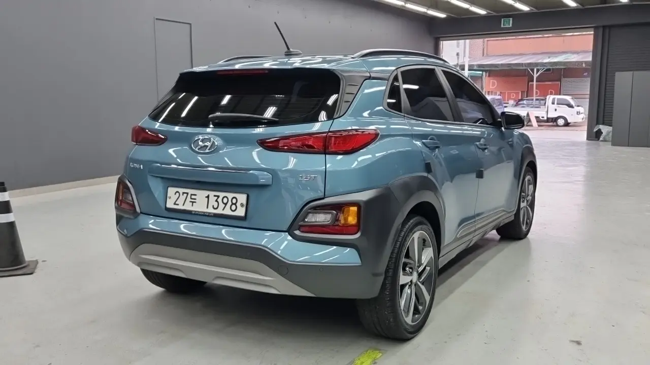 Main__Slider__Photo:Kona Hyundai 2017.11-1