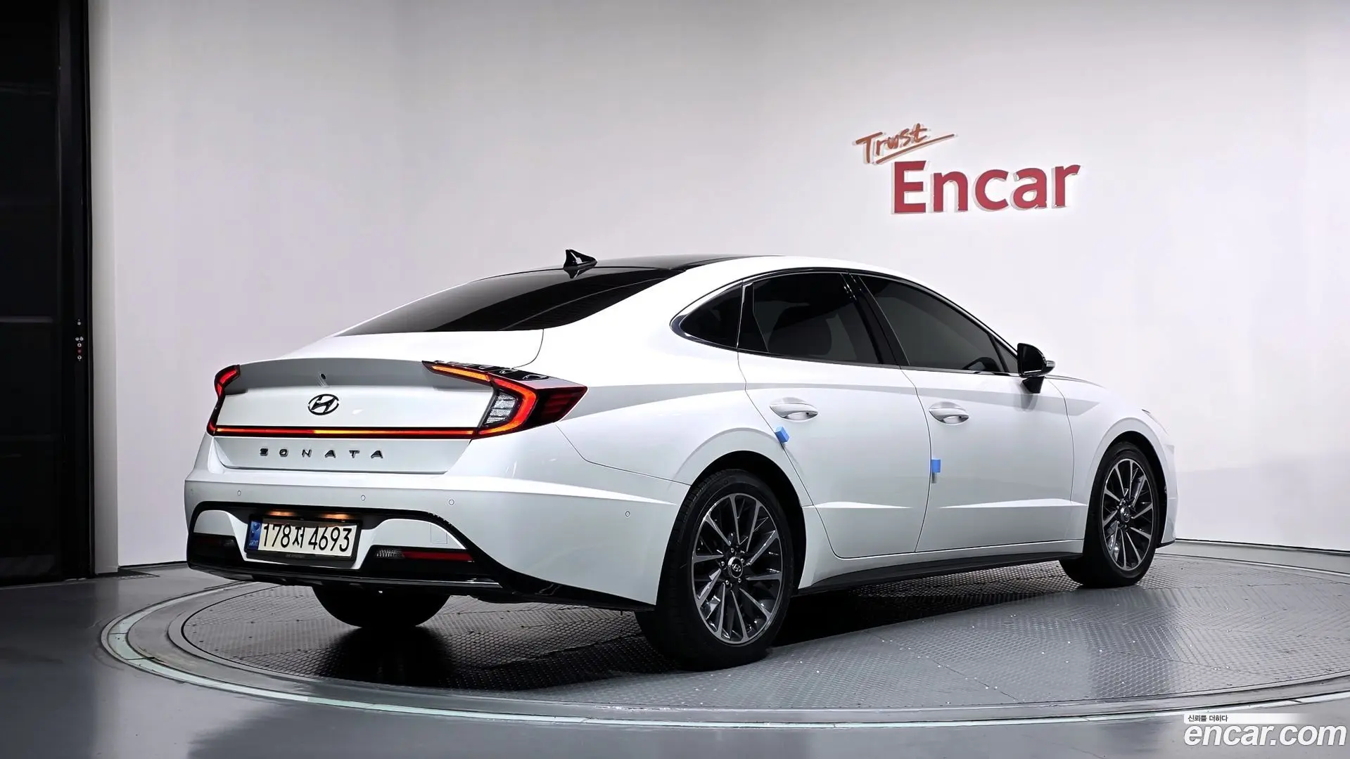Main__Slider__Photo:Sonata Hyundai 2019.4-1