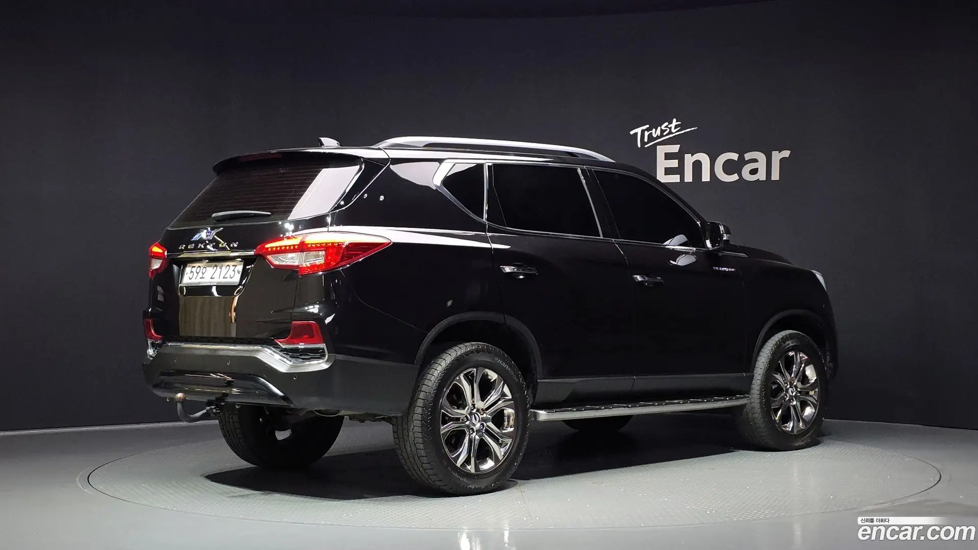 Main__Slider__Photo:Rexton KG Mobility 2018.7-1