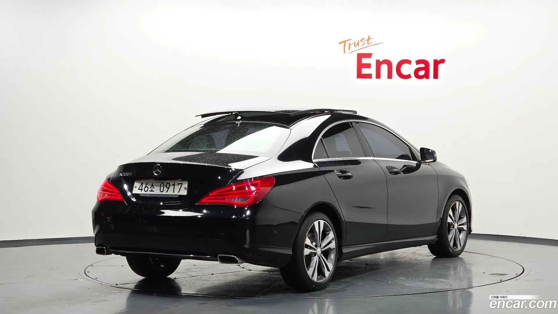 Main__Slider__Photo:CLA-Class Mercedes-Benz 2016.3-1