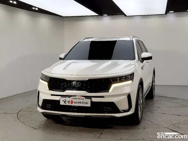 Main__Slider__Photo:Sorento Kia 2021.1-1