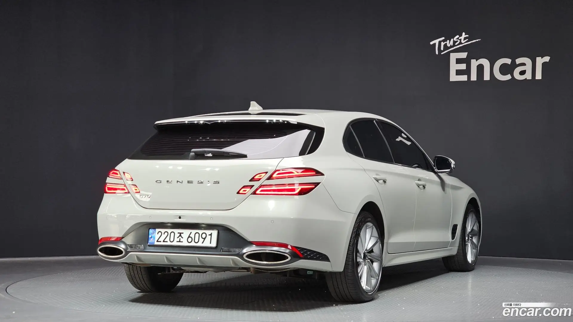 Main__Slider__Photo:G70 Genesis 2024.1-1