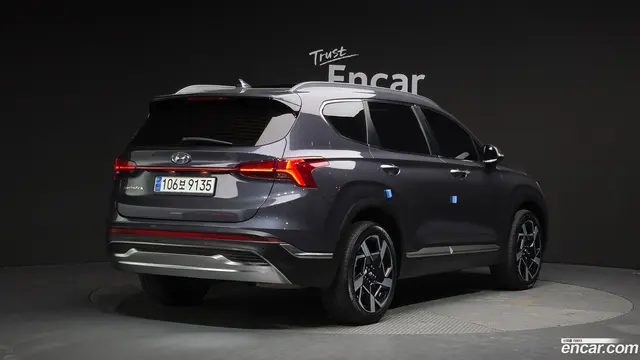 Main__Slider__Photo:Santafe Hyundai 2022.3-1