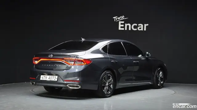 Main__Slider__Photo:Grandeur Hyundai 2019.0-1