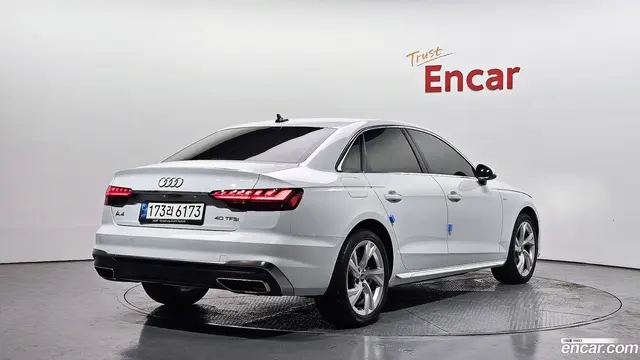 Main__Slider__Photo:A4 Audi 2021.11-1