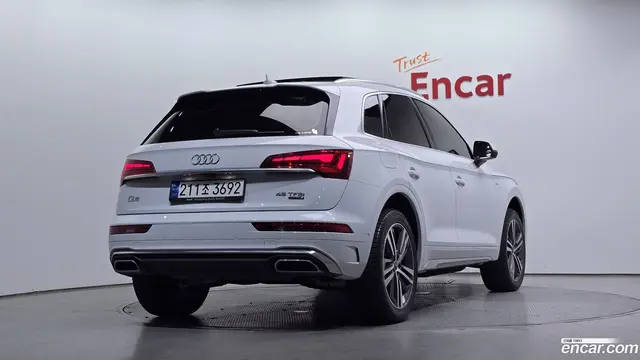 Main__Slider__Photo:Q5 Audi 2021.6-1