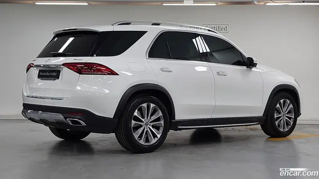 Main__Slider__Photo:GLE-Class Mercedes-Benz 2023.0-1