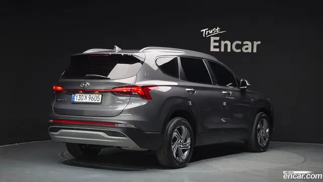 Main__Slider__Photo:Santafe Hyundai 2021.11-1