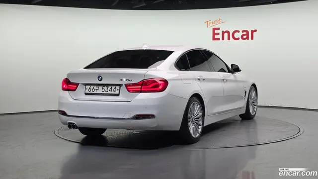 Main__Slider__Photo:4-Series BMW 2017.7-1