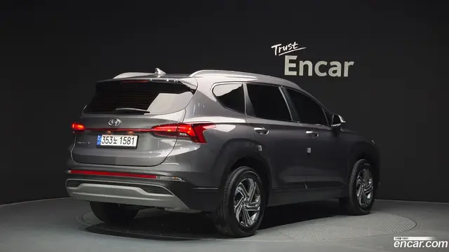 Main__Slider__Photo:Santafe Hyundai 2022.8-1