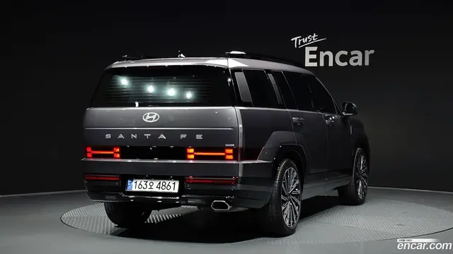 Main__Slider__Photo:Santafe Hyundai 2024.4-1