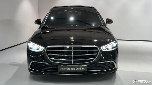 Main__Slider__Photo:S-Class Mercedes-Benz 2023.0-1